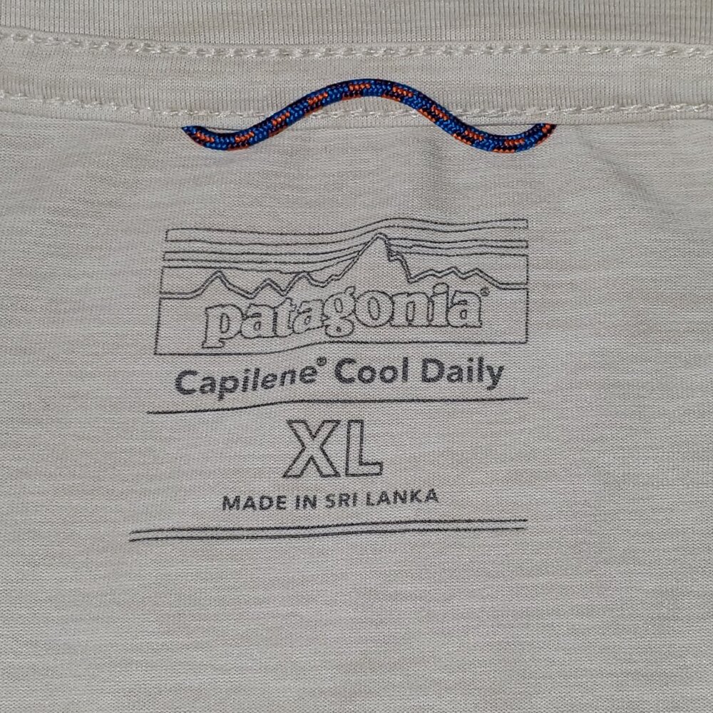 Patagonia Capilene Cool Daily T-Shirt Heathered Beige Crewneck Short Sleeve - Picture 4 of 4